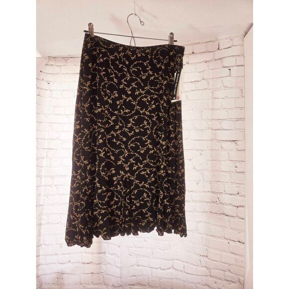 Briggs New York Womens Size 1X Black/Beige Floral Stretch Flare Skirt - Picture 3 of 6